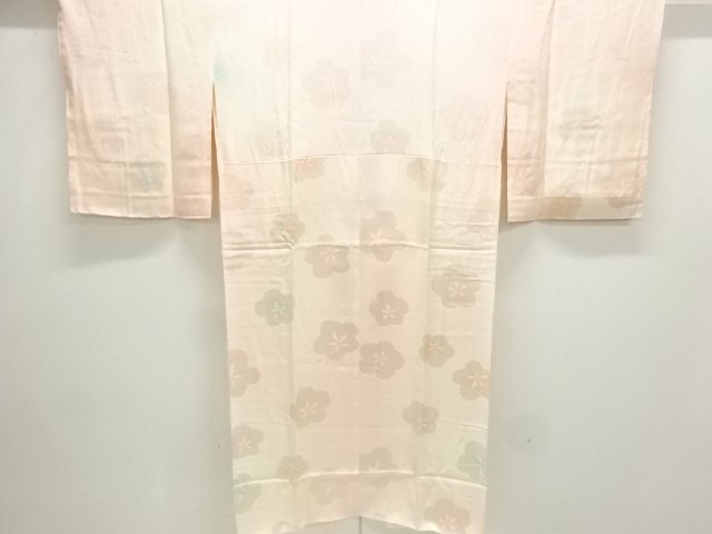 梅模様織出し長襦袢（刺繍衿付）