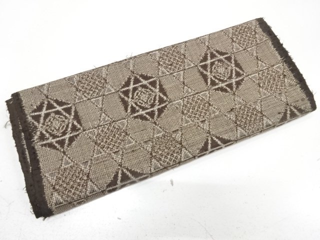 アンティーク　籠目模様織り出し　本場泥大島紬着物洗い張り（割り込み絣）