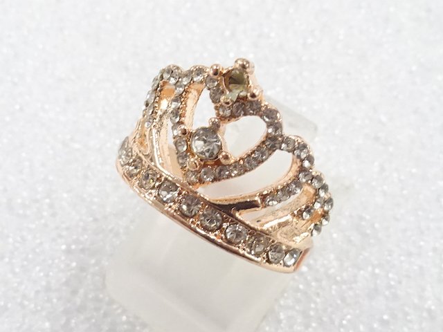 クリスタル　指輪(11号)