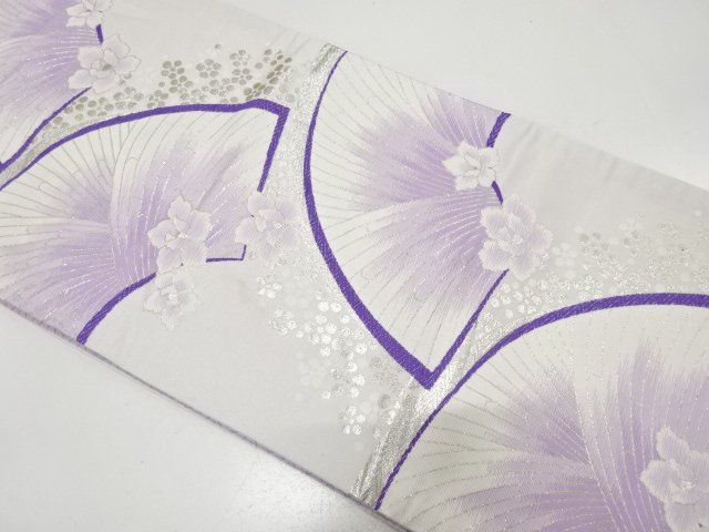地紙に花模様織り出し　袋帯
