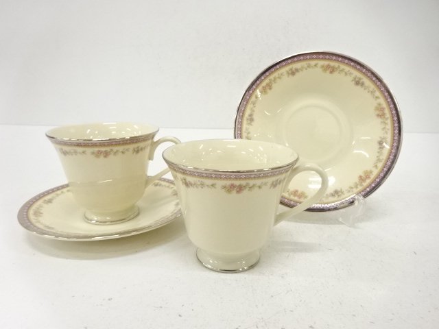JAPANESE COLLECTIBLE / LENOX LENOX CUP / SAUCER PAIR WESTERN TABLEWARE