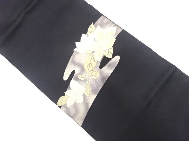 作家物　枝花に霞模様織り出し　名古屋帯