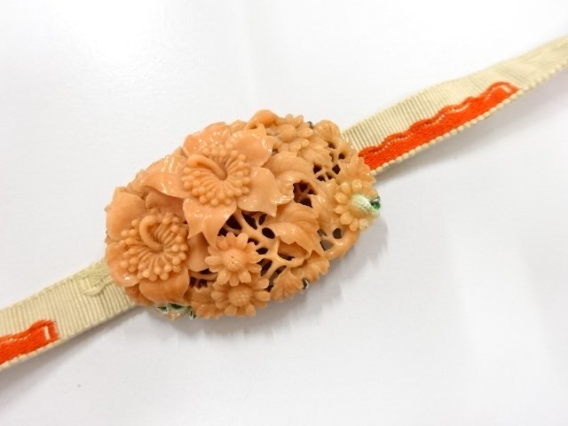 アンティーク　本珊瑚　帯留め(約14.25g)