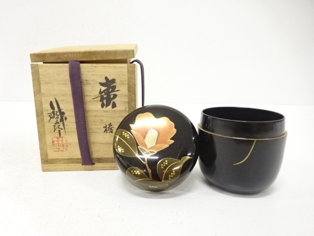 JAPANESE COLLECTIBLE / CAMELLIA / LARGE JUJUBE-SHAPED CUBE / LACQUERED