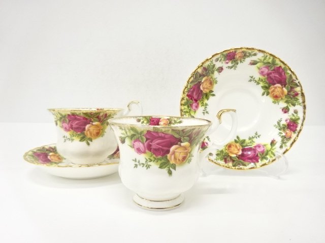 JAPANESE COLLECTIBLE / ROYAL ALBERT OLD COUNTRY ROSE CUP / SAUCER PAIR