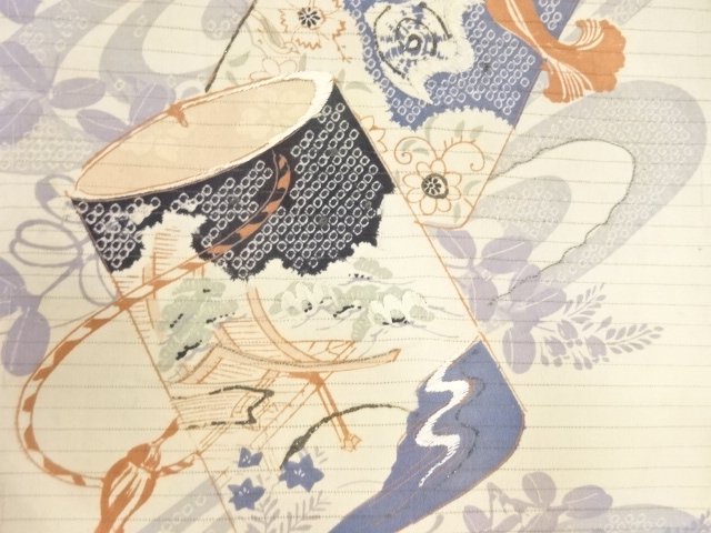 JAPANESE KIMONO / ANTIQUE RO: EMBROIDERED SCENE OF A MANSION / PLOVERS