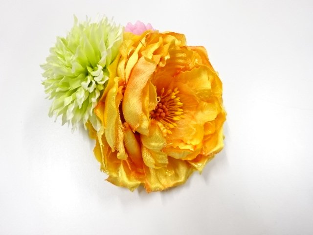 JAPANESE KIMONO / ANTIQUE HAIR ACCESSORY