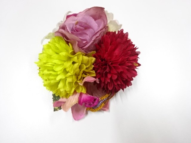 JAPANESE KIMONO / ANTIQUE HAIR ACCESSORY