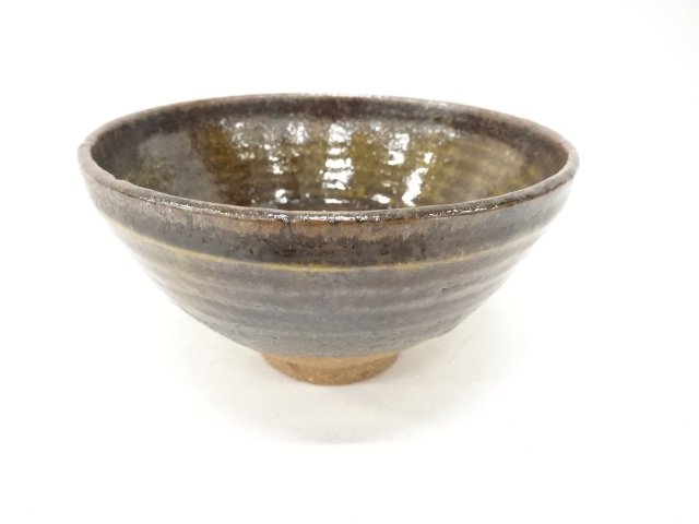 作家物　灰釉茶碗