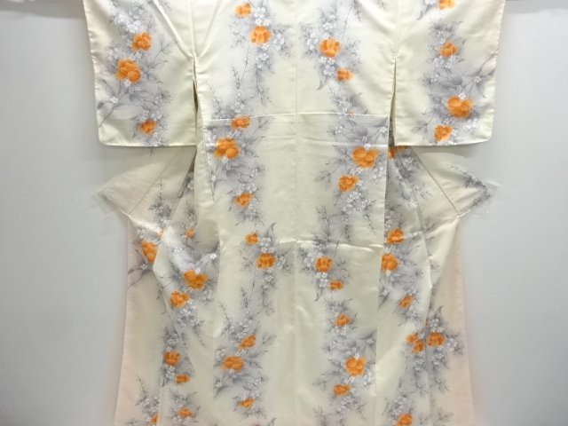 未使用品　草花模様小紋着物