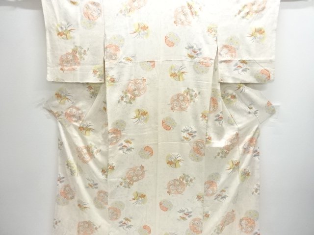 丸に草花模様小紋着物
