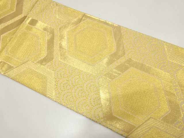 JAPANESE KIMONO / OVERLAPPING TORTOISESHELL PATTERN / AOGAI WAVE PATTE