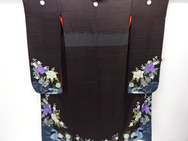 アンティーク　縮緬錦紗　花鳥模様刺繍時代衣装五つ紋振袖