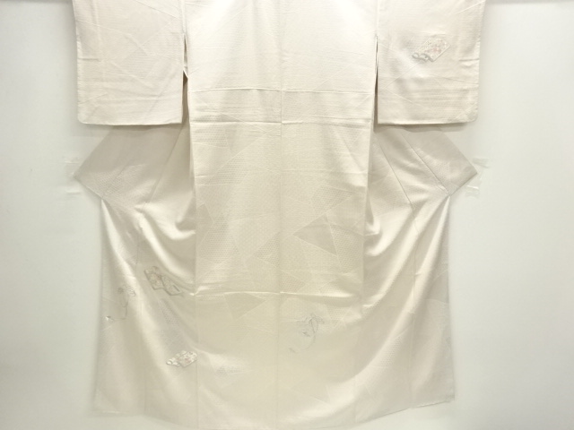 JAPANESE KIMONO / HOMONGI / SILK / EMBROIDERY / BOOK & FLORAL CLASSICAL PATTERN