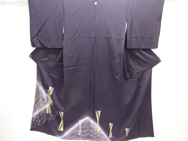 抽象模様刺繍一つ紋色留袖