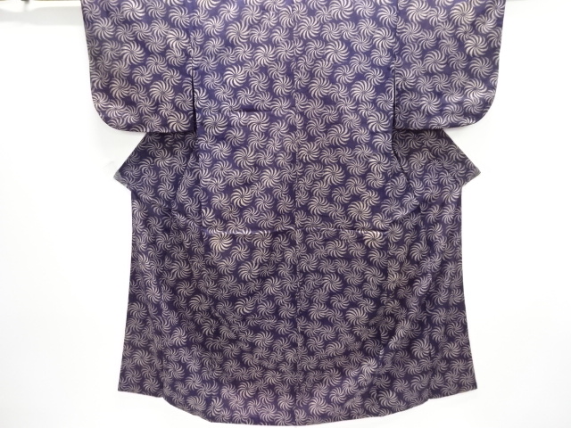 アンティーク　捻花模様着物