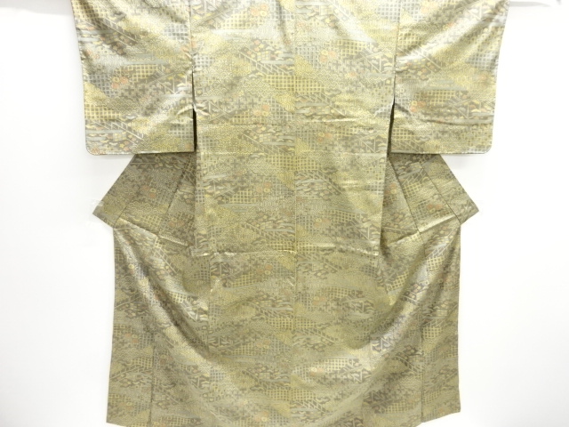 未使用品　花古典柄織り出し西陣お召着物
