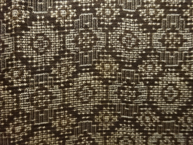JAPANESE KIMONO / ANTIQUE HANABISHI PATTERN WOVEN DORO OSHIMA TSUMUGI 