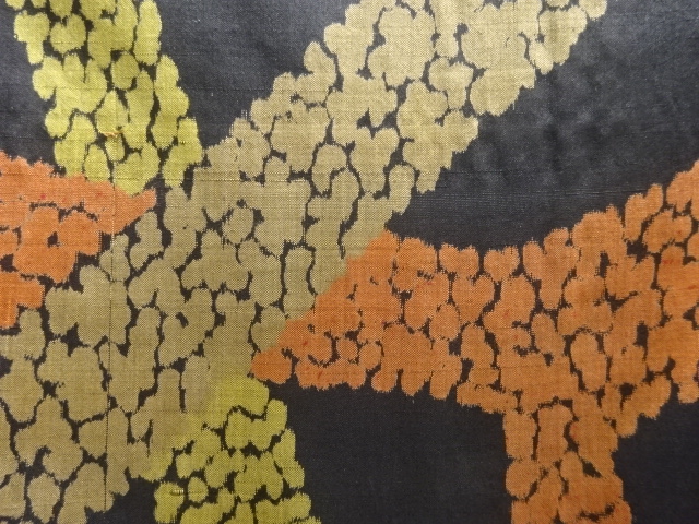 JAPANESE KIMONO / ANTIQUE ABSTRACT PATTERN WOVEN MEISEN KIMONO