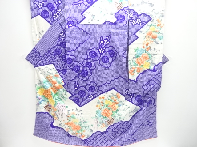 絞り花籠模様刺繍振袖