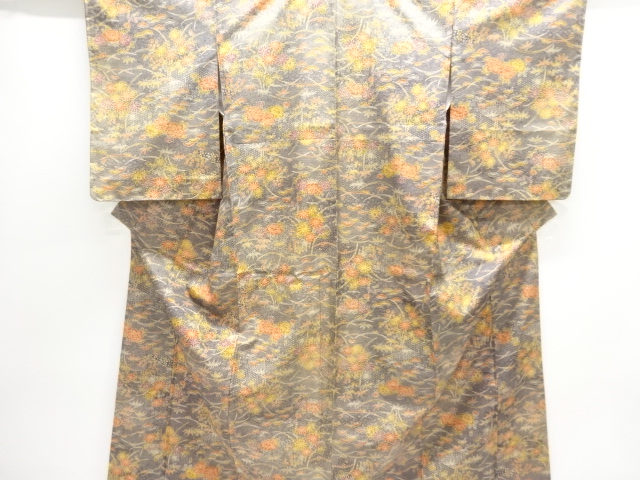 草花模様本場大島紬着物（染め）