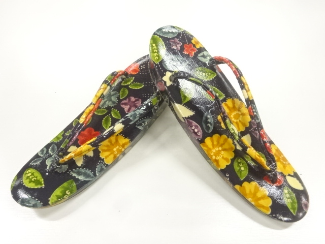 花模様草履（23センチ）