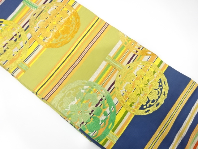 アンティーク　横段に花丸紋織り出し丸帯（着用可）