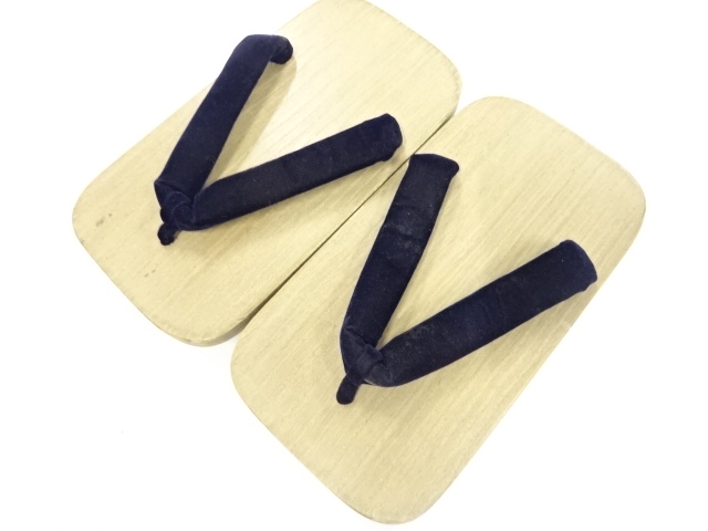 SALE!! JAPANESE MENS PAULOWNIA GETA (23.5 cm)