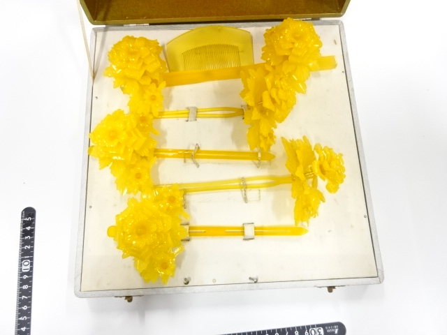 JAPANESE KIMONO / ANTIQUE HAIR ACCESSORY SET FOR BRIDE