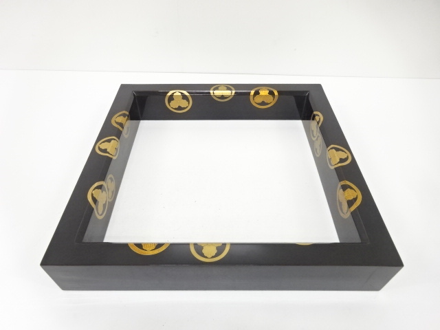 漆塗り蒔絵　炉縁（保護箱付）