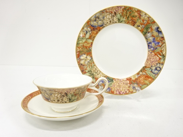 WEDGWOOD Wedgwood Augustus Trio Western Tableware