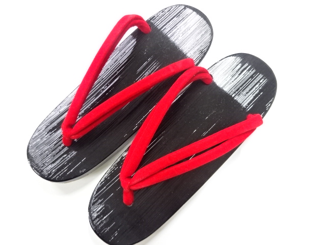 漆塗り　桐下駄(23センチ)