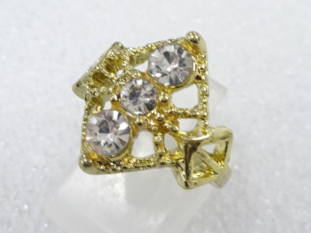 クリスタル　指輪(10号)