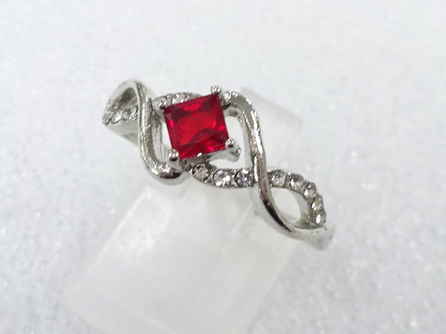 色石　指輪(15号)