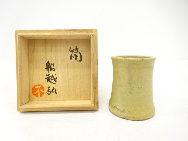 JAPANESE CERAMICS / FLOWER VASE / ARTISAN WORK