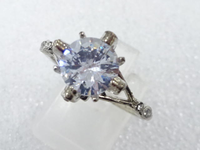 クリスタル　指輪(20号)