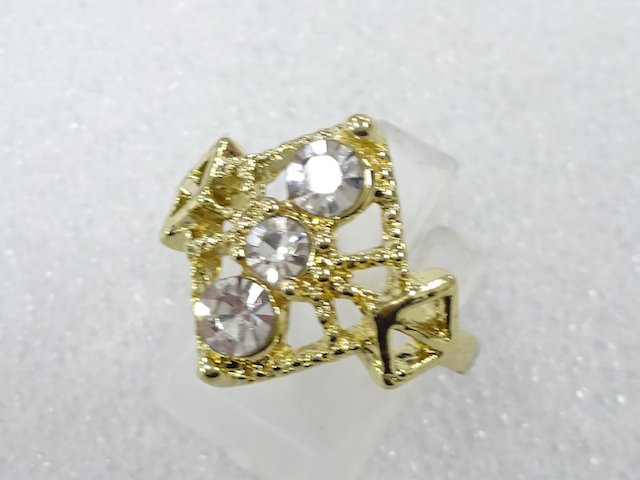 クリスタル　指輪(15号)