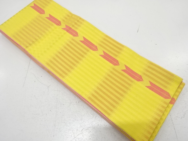 矢羽根模様織り出し　半幅帯
