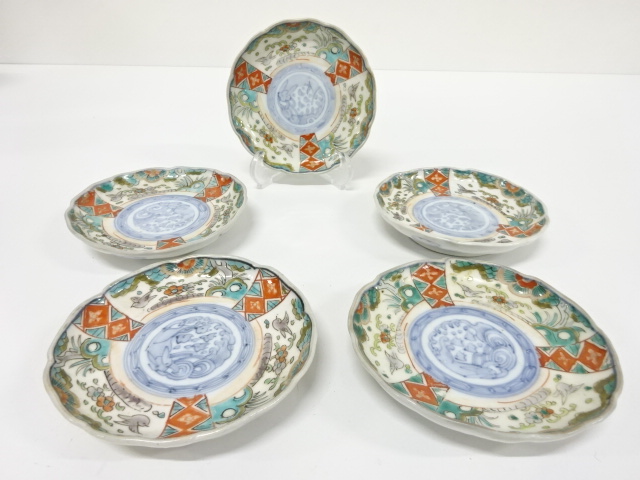 Ko-Imari, set of five small plates with rabbit design in underglaze blue