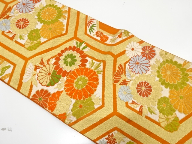 アンティーク　亀甲に菊模様織り出し袋帯（着用可）