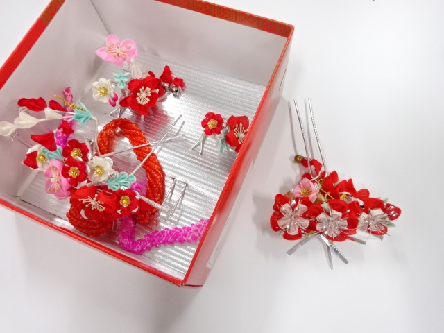 JAPANESE KIMONO / ANTIQUE PINCHED WORK HAIR ACCESSORY SET