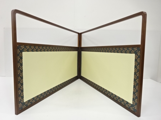 利休梅　網代　風炉先屏風