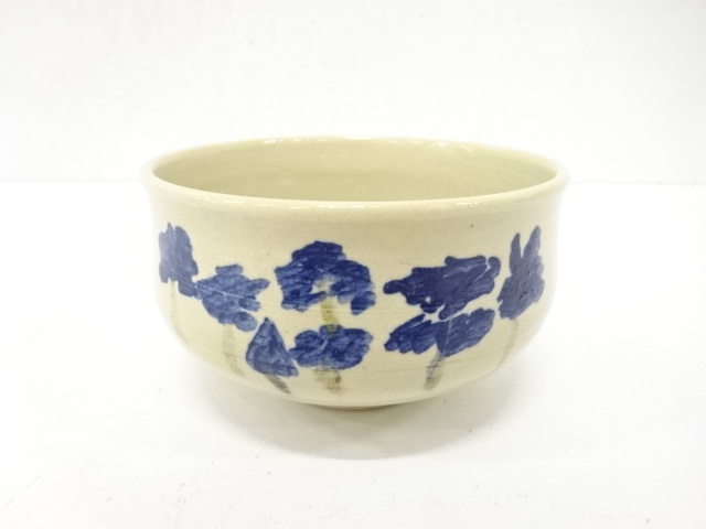 JAPANESE TEA CEREMONY / AKAHADA WARE TEA CHAWAN / TREES / ARTISAN WORK