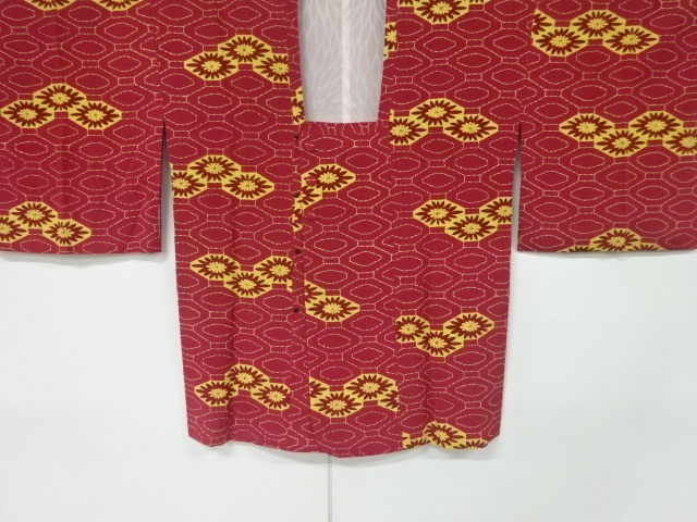 JAPANESE KIMONO / VINTAGE MICHIYUKI COAT / SILK / FLOWER SHOKKOMON PATTERN