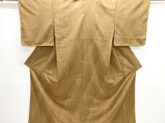 大正ロマン　斜め縞模様織り出しお召着物