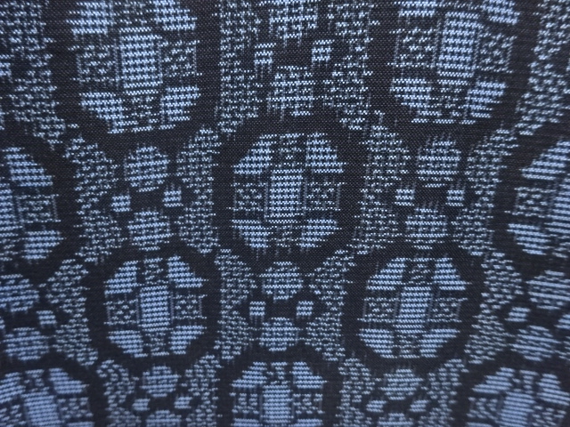 JAPANESE KIMONO / ANTIQUE KIMONO / SILK / DORO OSHIMA TSUMUGI / WOVEN ABSTRACT PATTERN