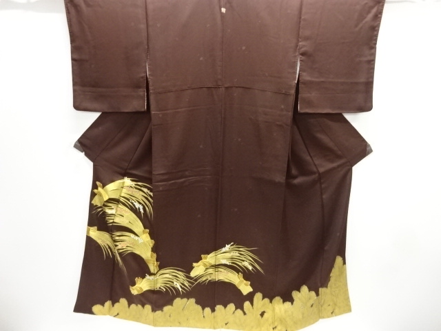 金彩　稲束に松模様刺繍一つ紋色留袖