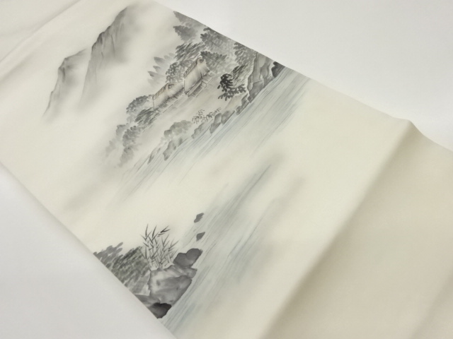 樹巧作　塩瀬手描き山並みに民家風景模様名古屋帯