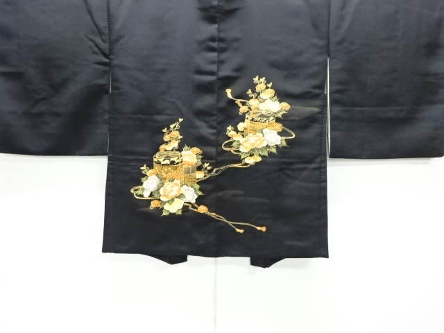 貝桶に牡丹模様絵羽織