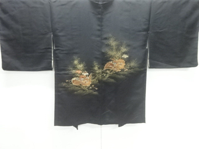漆鏡裏に草花模様織出し絵羽織